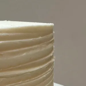 Textured buttercream example