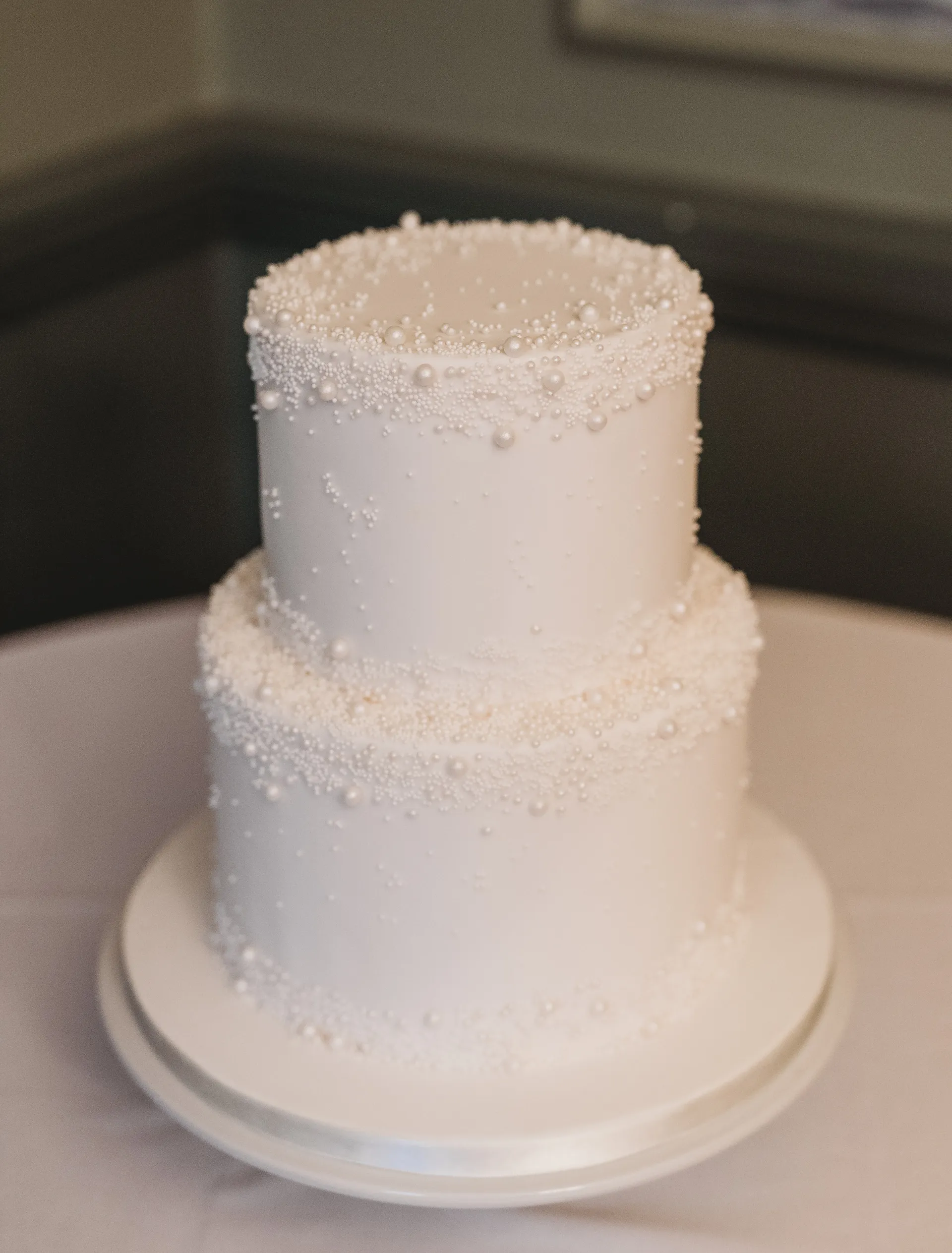 Wedding cake at The Retreat at Elcot Park