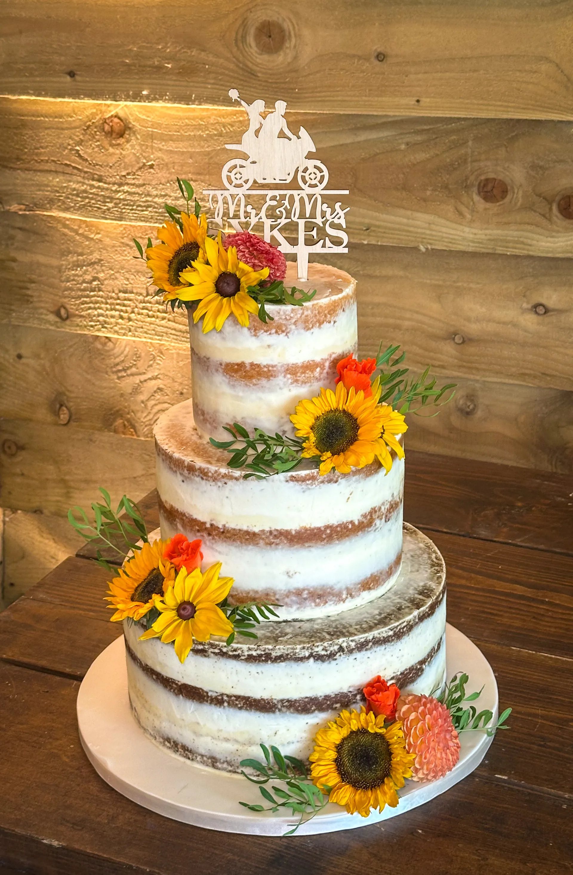 Wedding cake at Old Luxters Barn
