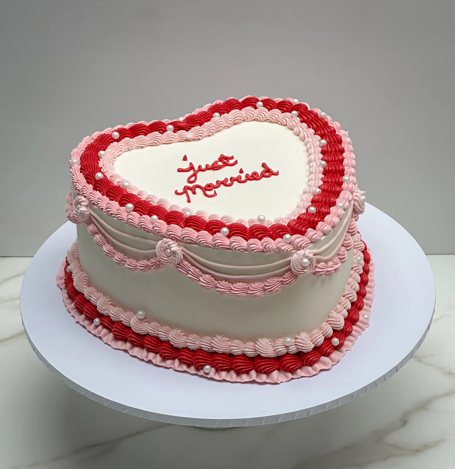 Wedding cake at Tylney Hall